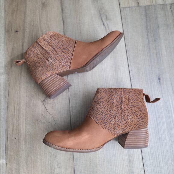 Toms Tan Oiled Nubuck Cheetah Suede Leilani Booties Women Sz 7.5 US - Picture 5 of 12